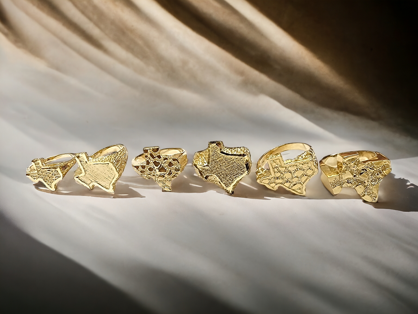 10kt Gold Texas ring