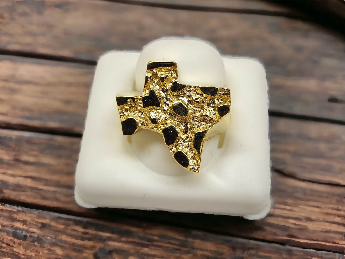 10kt Gold Texas ring