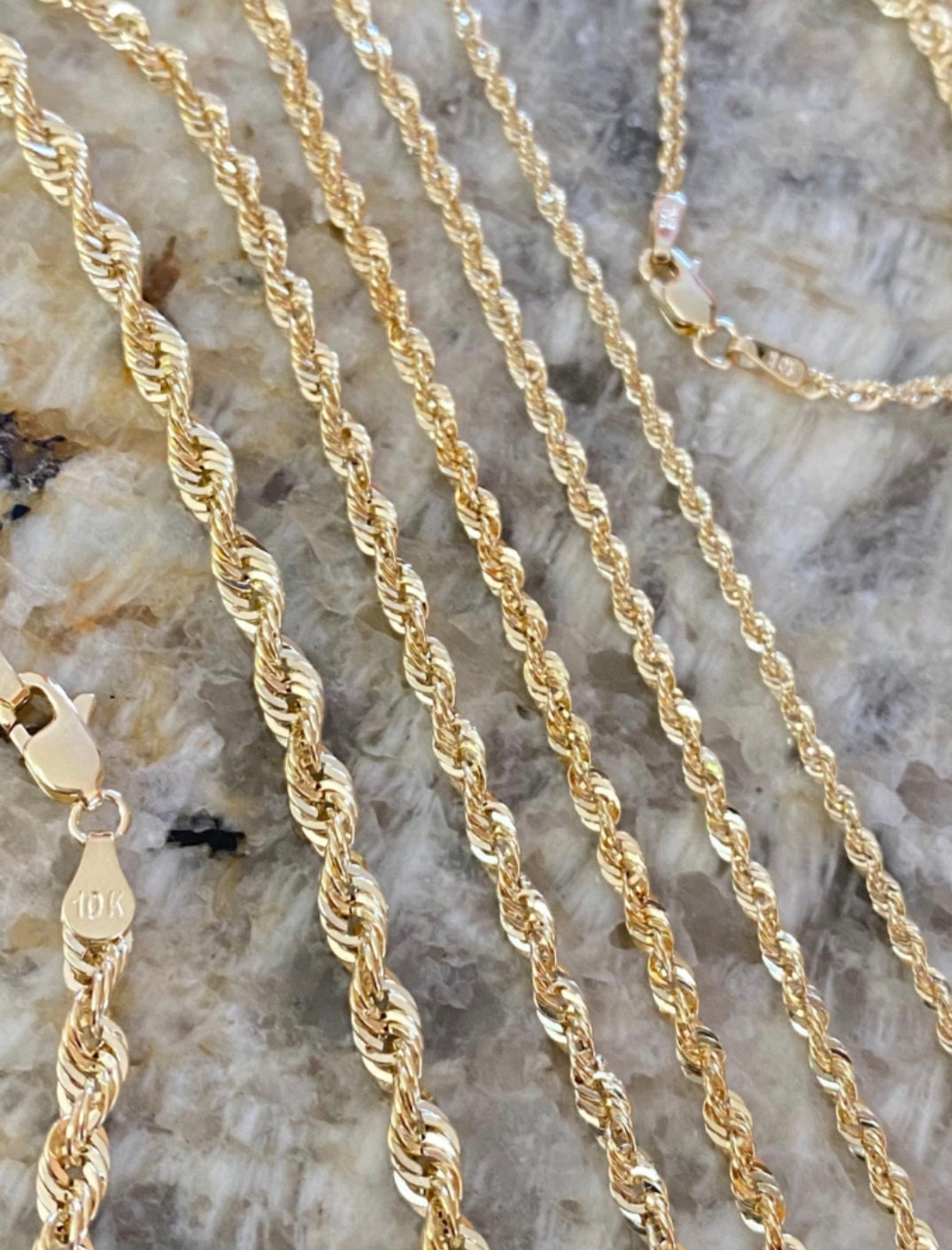 10kt Gold "Solid" Rope chain necklace